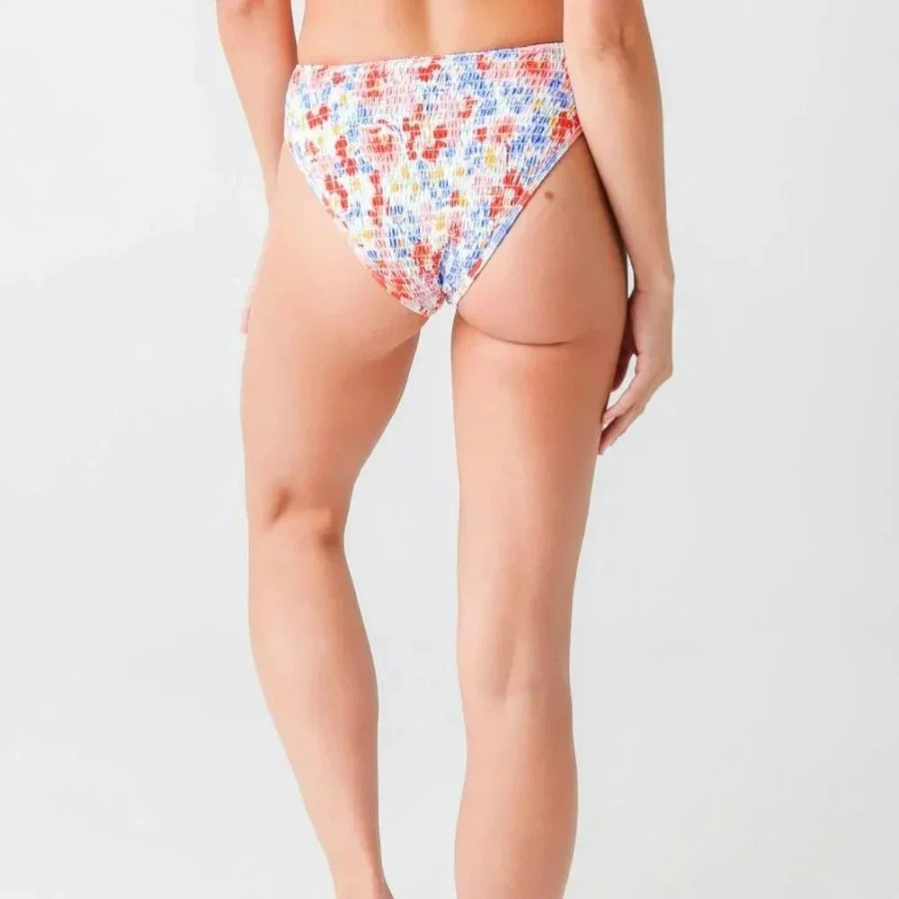 L*Space Forever Flowers Izzie Bikini Top & Barlette Bottoms, flowers forever - Picture 9 of 15